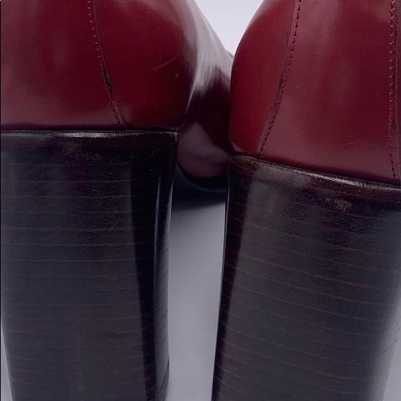 Shoes - Picture 3 of 4